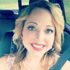 Meet your Posher, Kristina